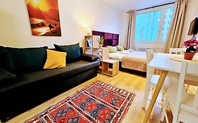 Terrace-View Prague Apartments For Business & Leisure, Free Parking & Gym, Near Metro & Aqua Sport Centre